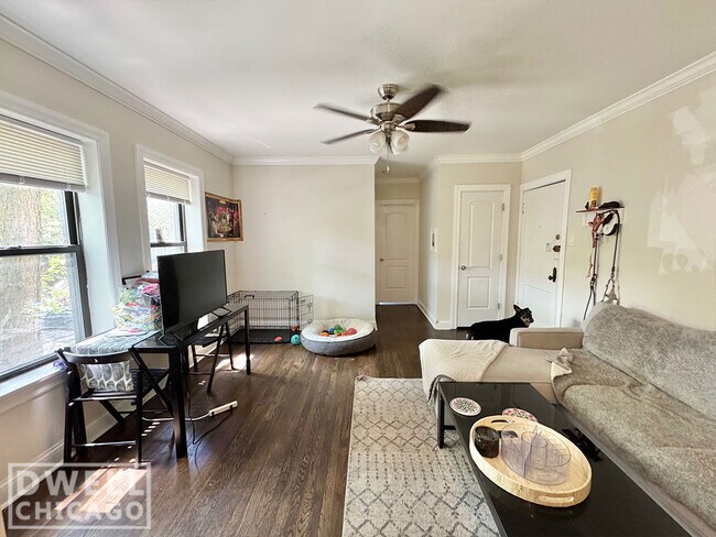 2541 N Seminary Ave unit 2, Chicago, IL 60614 - photo 3