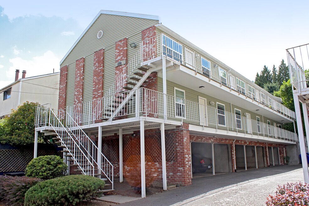 3805-3805 SE Cesar Estrada Chavez Blvd unit 3805 - 09, Portland, OR 97202 - photo 1