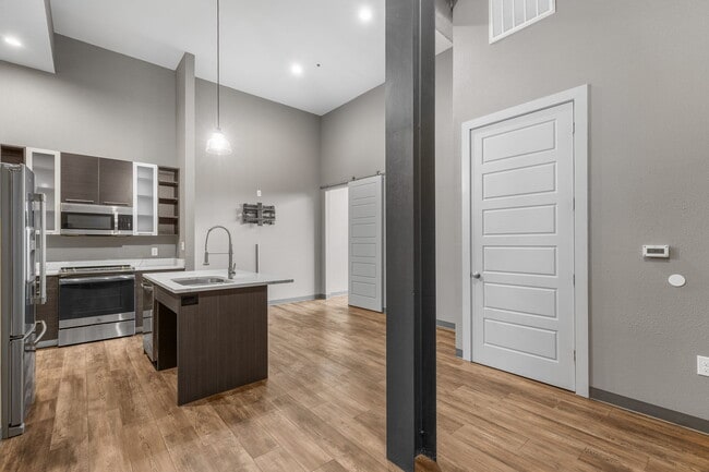 901 9th St unit H, Wichita Falls, TX 76301 - photo 4