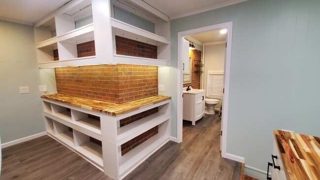 2412 Jacqueline Cir unit Efficiency Apartment, Moultrie, GA 31768 - photo 4