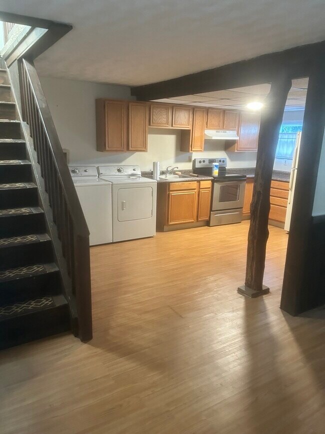 1269 Pennsylvania Ave, Emmaus, PA 18049 - photo 4