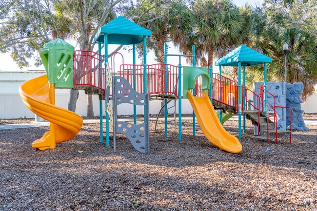 Garden Avenue Park's playground welcomes young kids to play.
