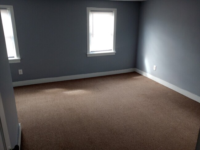 206 E 8th St, Berwick, PA 18603 - photo 7