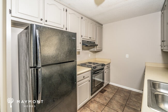 2012 Russet Meadows Ct, Birmingham, AL 35244 - photo 7