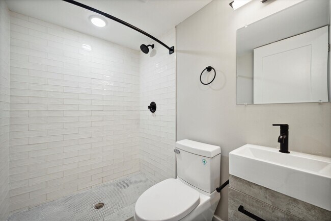 1511 N 17th St unit 2F, Philadelphia, PA 19121 - photo 6