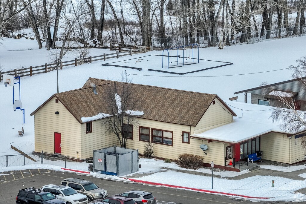 Monforton Primary School is located in Bozeman.