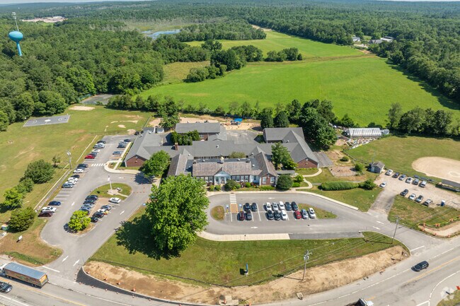 Richmond Elementary School has a niche rating of B+.