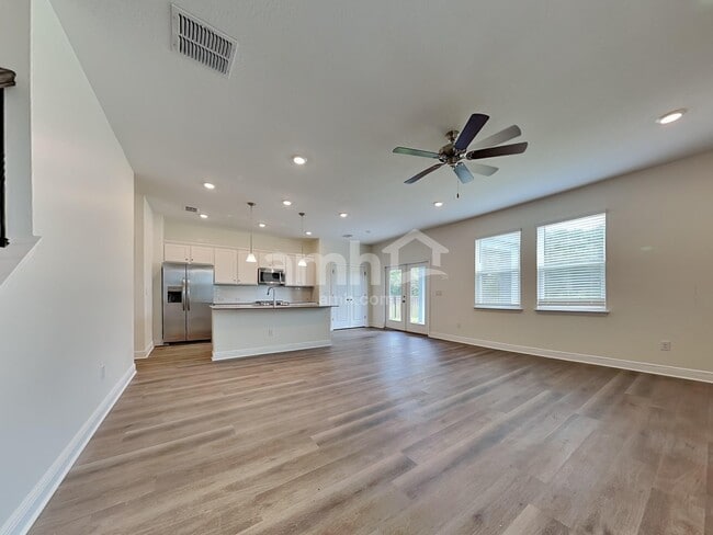 27189 St Andrews Ave, Wesley Chapel, FL 33544 - photo 7