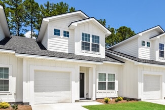 1120 Walker Point Way, Brunswick, GA 31525