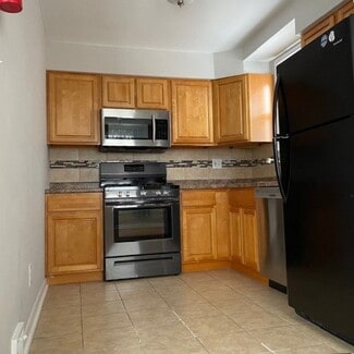 210 Lockart Terrace, Philadelphia, PA 19116