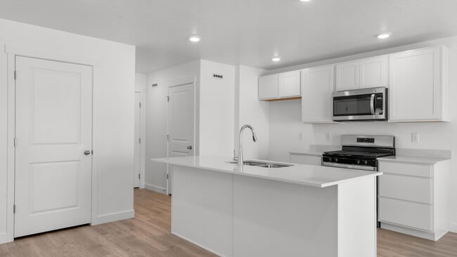 677-1195 N 1850 E, Salem, UT 84653 - photo 7