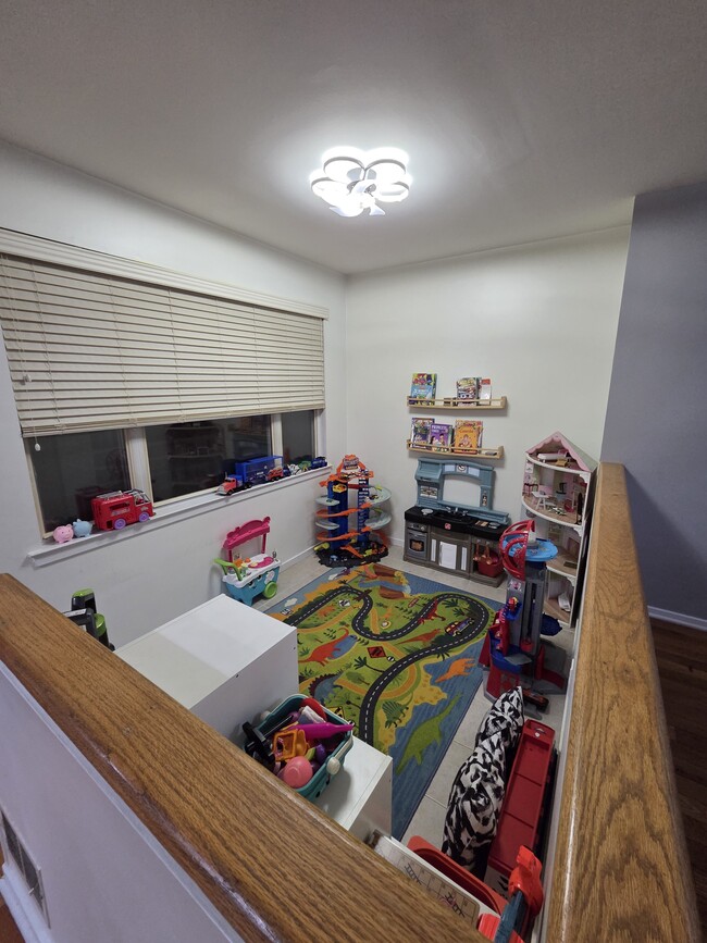 262 Hedgerow Rd, Bridgewater, NJ 08807 - photo 5