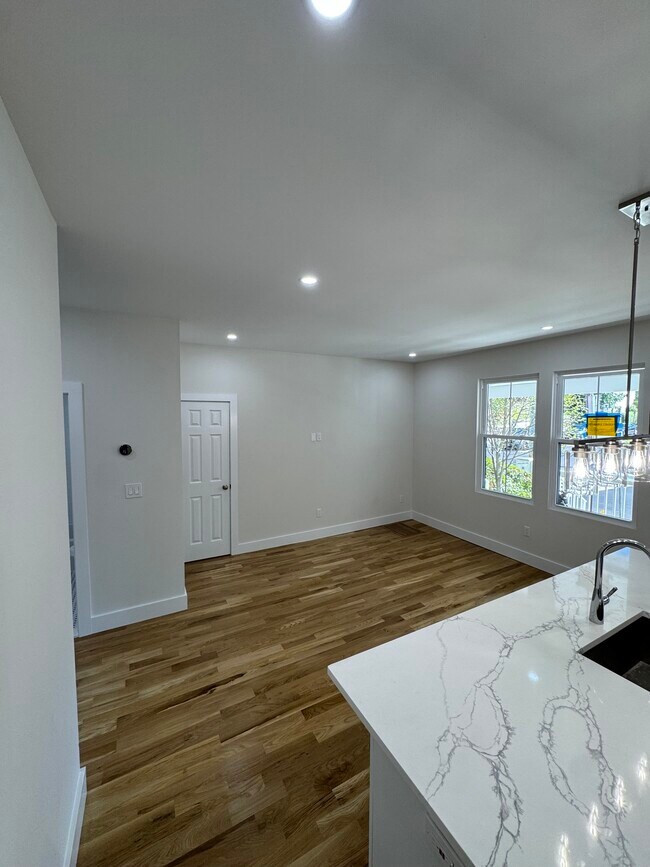 231 Sixth Ave unit 1, Pelham, NY 10803 - photo 2