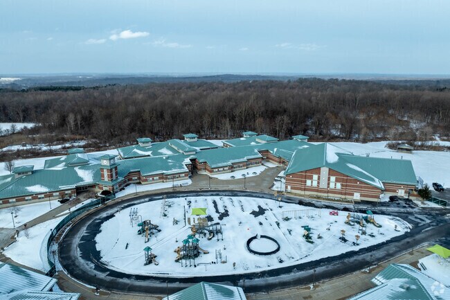 Crestwood Intermediate School is located in Mantua, Ohio.