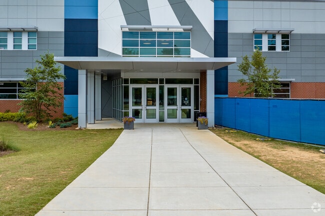 North Cobb Christian School offers a variety of honors and AP classes.