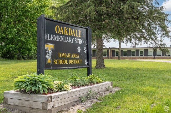 Oakdale Elementary in Tomah has a student-to-teacher ratio of 16 to 1.