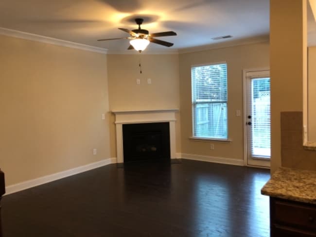 955 Firethorne Pass, Cumming, GA 30040 - photo 4