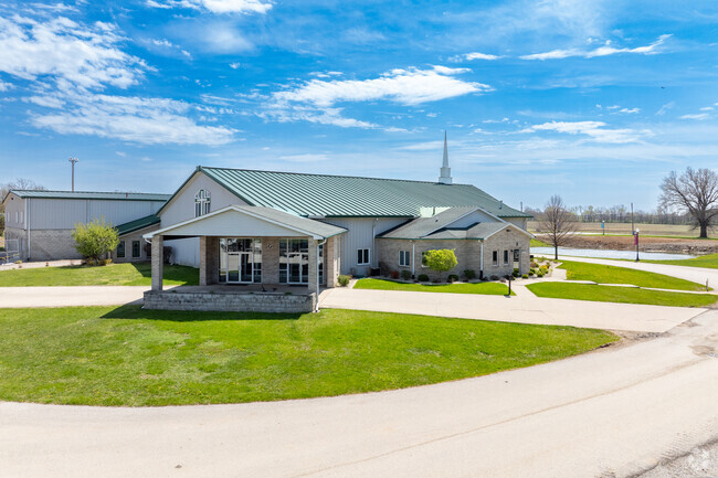 Hebron Christian Academy
Private Pre-K, Elementary, Middle & High School Church entrance.