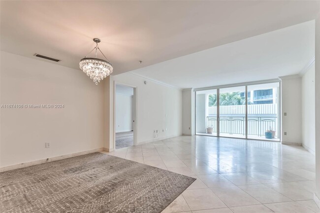 3400 SW 27th Ave unit 405, Miami, FL 33133 - photo 5