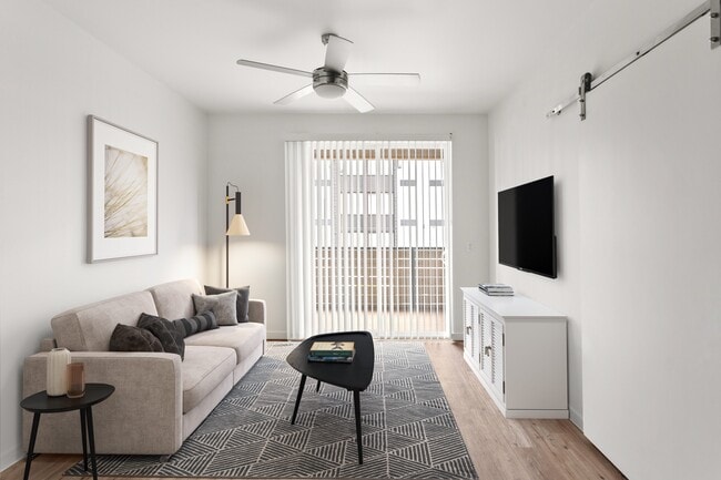 Helm, Everett, WA 98208 - photo 2