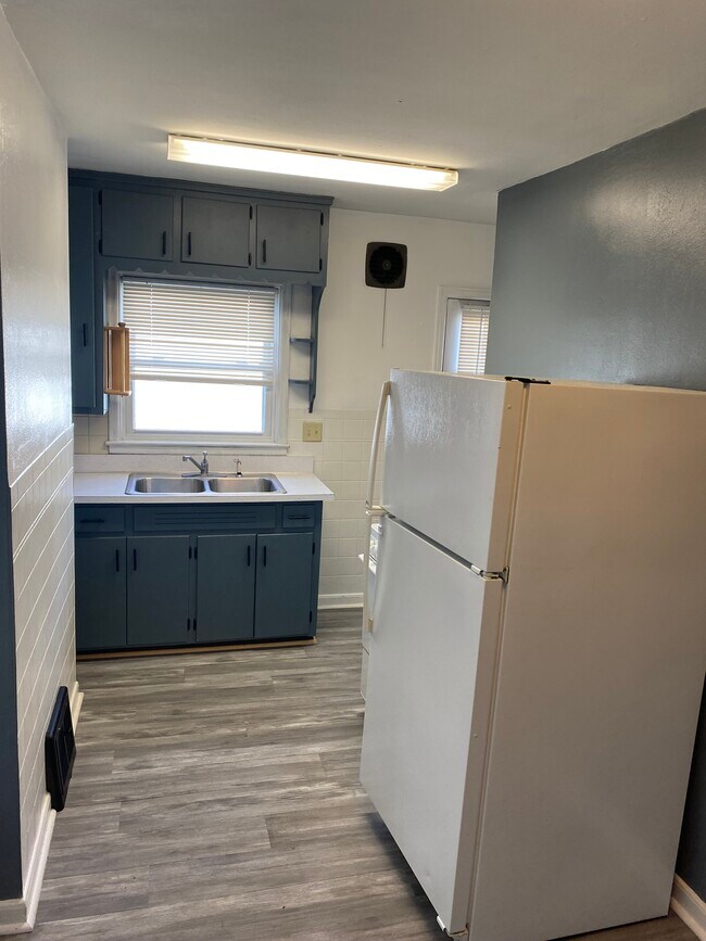 2107 52nd St unit 2017, Des Moines, IA 50310 - photo 4