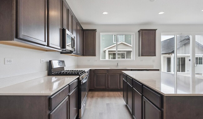 6625 N Nepal St, Aurora, CO 80019 - photo 4