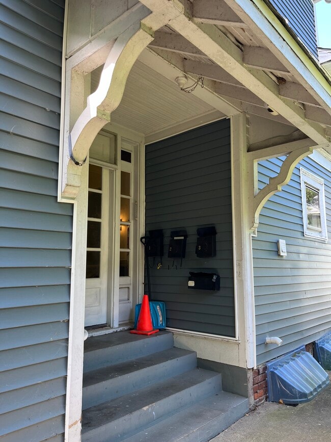 This is the main entrance for all units.