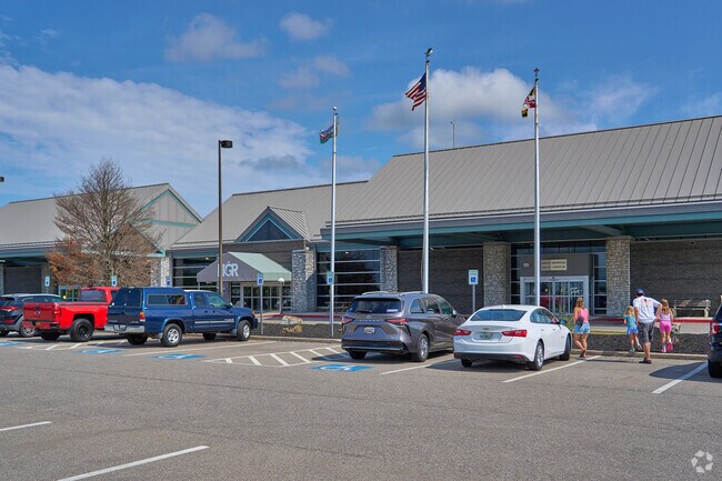 The Hagerstown Airport provides flights to Florida and South Carolina.