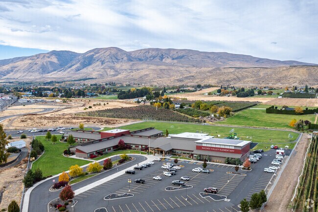 Naches Valley Elementary School in Yakima provides a positive environment for students.