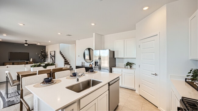 4658 E Shasta Dr, San Tan Valley, AZ 85143 - photo 3