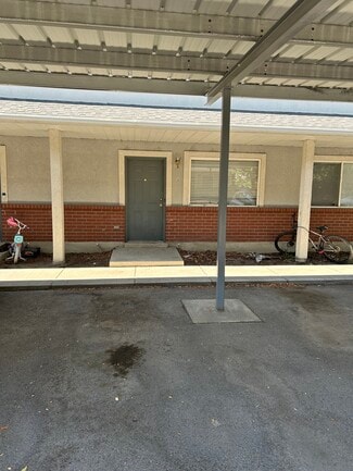 166 E 1800 N Unit 2, North Logan, UT 84341
