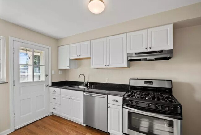 1656-1662 Northwest Blvd, Columbus, OH 43212 - photo 4