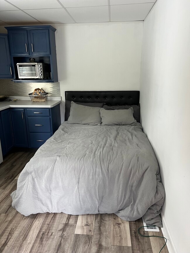 2388 W Lawn Ave unit 3, Madison, WI 53711 - photo 6