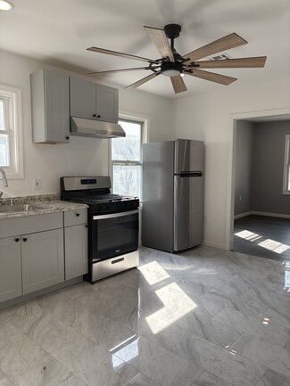 128 Hobson St, Newark, NJ 07112
