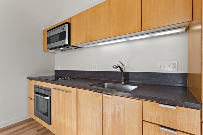 The Beverly, Portland, OR 97213 - photo 2