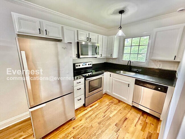 798 St Charles Ave NE unit 10, Atlanta, GA 30306 - photo 4