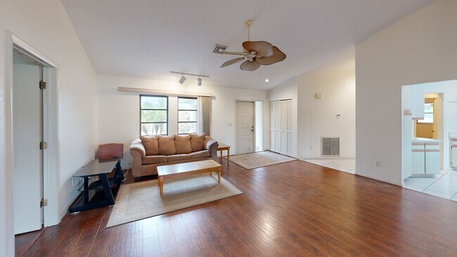 19484 Midway Blvd, Port Charlotte, FL 33948 - photo 2