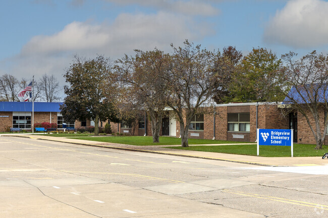 The Bridgeview Elementary School in Le Claire.