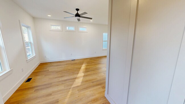803 A Dupree St, Durham, NC 27701 - photo 2