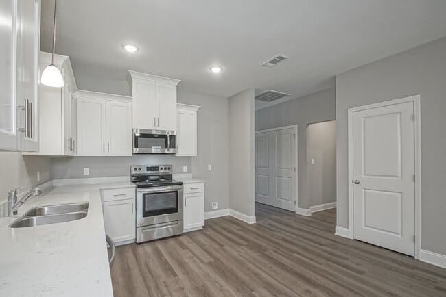 19905 Grantham Rd unit B, Livingston, LA 70754 - photo 6