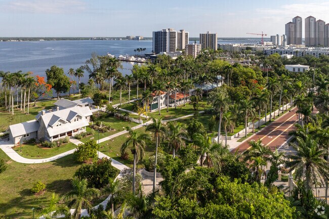 Edison Park and the historic Edison winter estate are located right on the Caloosahatchee River.