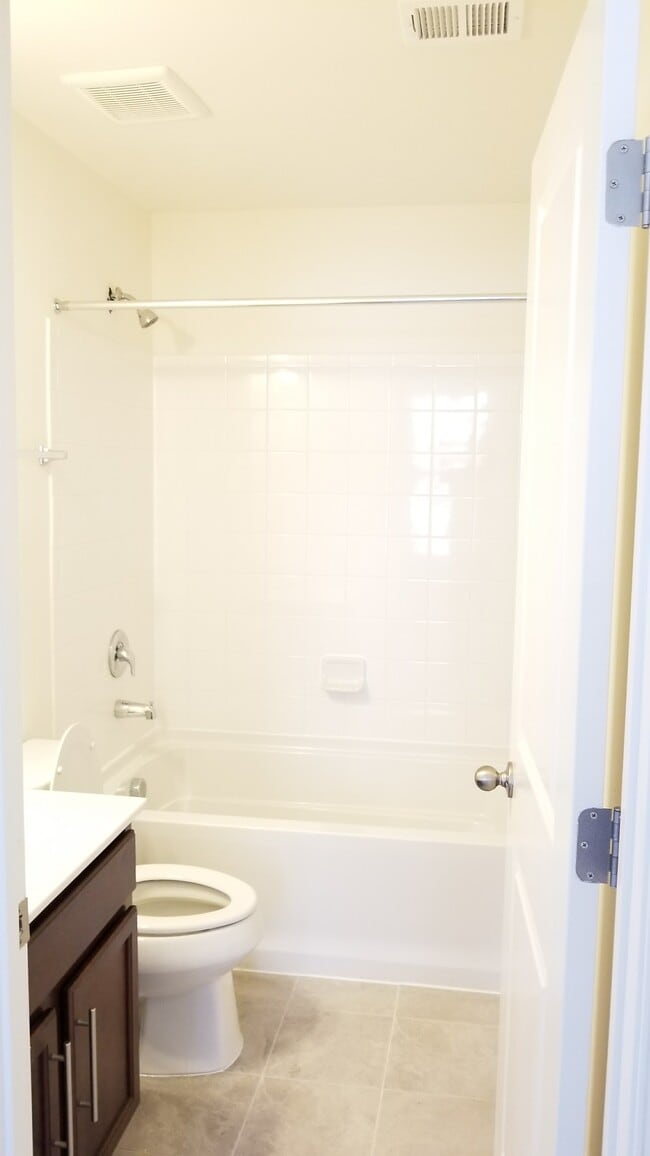 43425 Robey Square, Ashburn, VA 20148 - photo 3