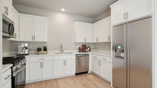 9232 SW Vermillion Dr, Tualatin, OR 97062