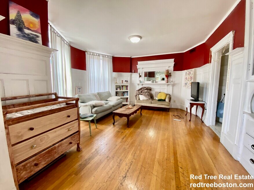 1908 Beacon St unit 3, Brookline, MA 02445 - photo 1