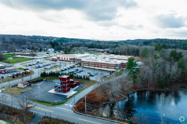 Auburn Middle School provides a well-rounded education and promotes academic excellence.