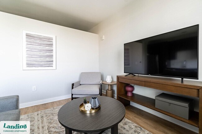 545 Foster St unit 523, Durham, NC 27701 - photo 3