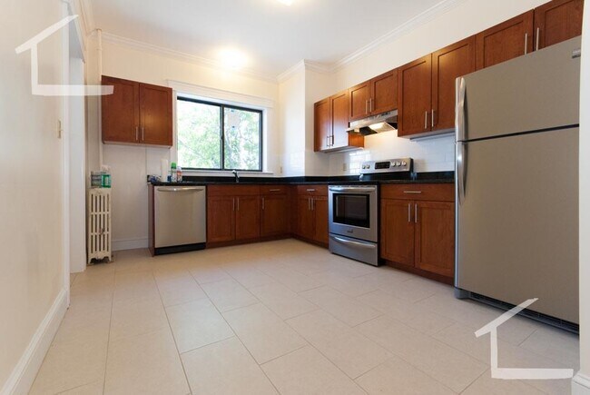 27 Glenville Ave unit 3, Allston, MA 02134 - photo 3
