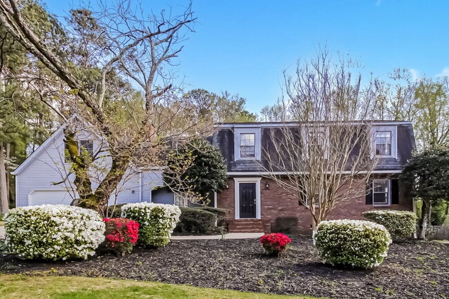 1401 Rhododendron Dr NW, Acworth, GA 30102 - photo 4