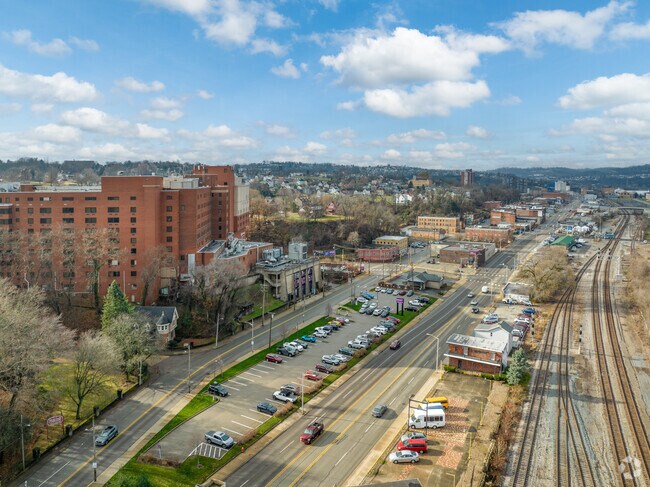 McKeesport Hospital sits downtown and serves many people in the McKeesport area.