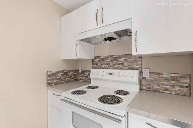 151 N 29th Ave unit C, Cornelius, OR 97113 - photo 5